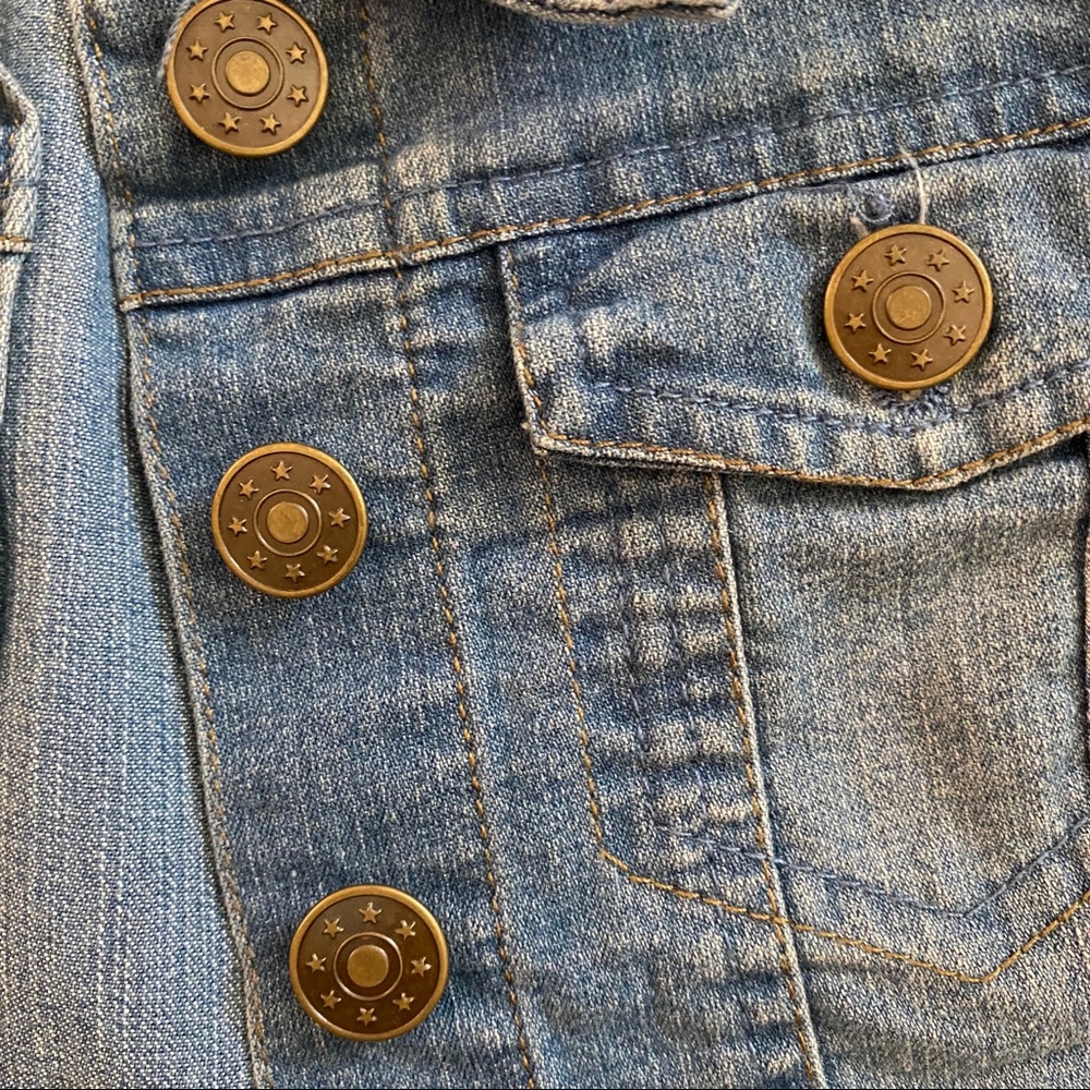 Valentines Day Jean vest - Picture 5 of 9